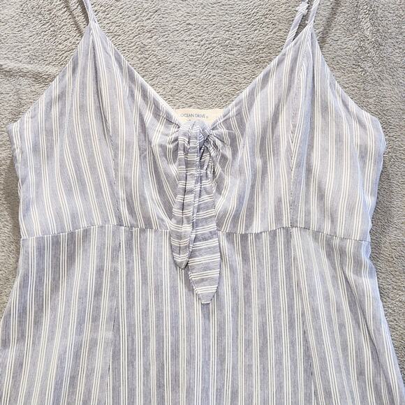 Ocean Drive Striped Babydoll Empire Waist Smocked Mini Dress Size Large Beach - Picture 2 of 9
